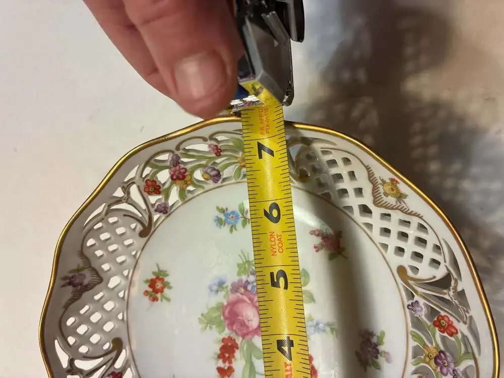 Oscar de la Renta UH 113 Royale Fine China West Germany Compote Bowl Pedestal Re